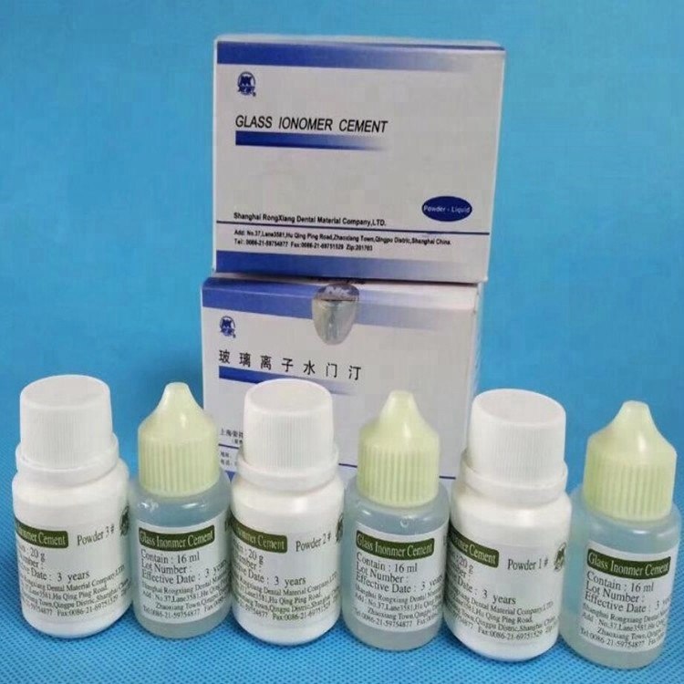 A Dental Material Glass Ionomer Cement with Powder and Liquid