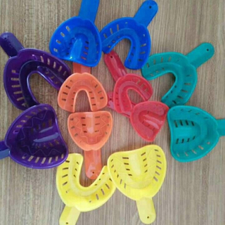ABS Disposable kids dental impression tray with different size upper and lower dental mesh tray