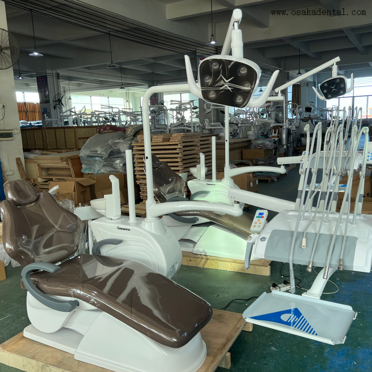 CE Proved Leather Dental Chair with Stable Base And LED Light
