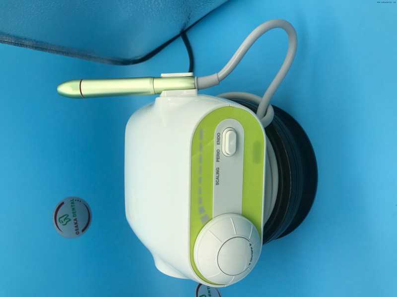 LED Dental Scaler with Detachable Handpiece