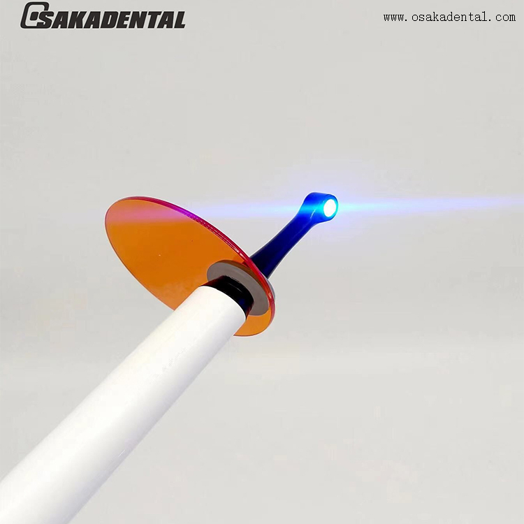 Dental 1 Second Curing Light with Plastic Tips