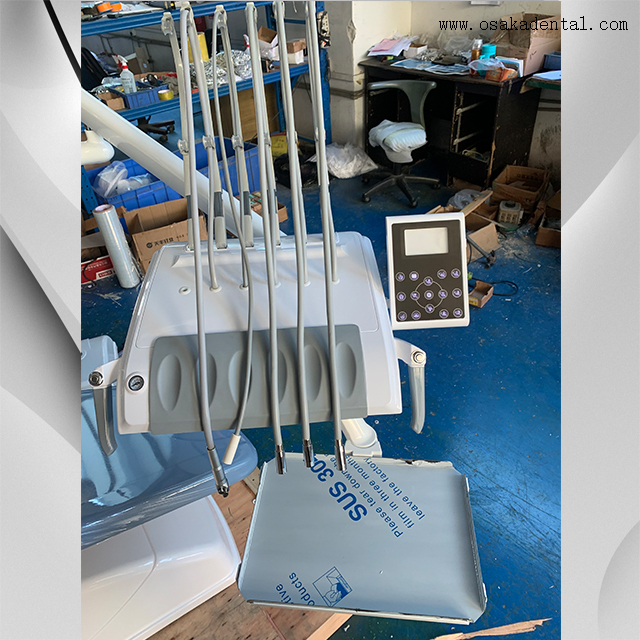 Vinyl Covers Leather Dental Chair With Microscope