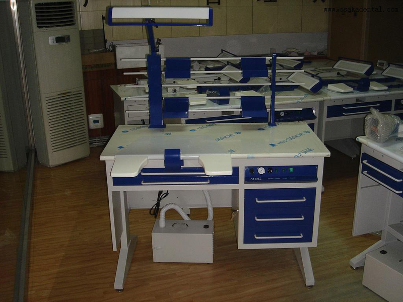 Modular Dental Lab Workstations:Customizable Layouts for Model Trimming, Waxing, and Prosthetic Assembly
