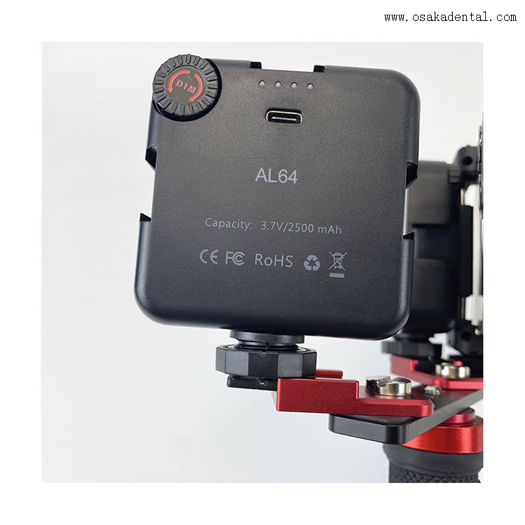 Dental Photography Flash Light for Compensating The Lack of Brightness