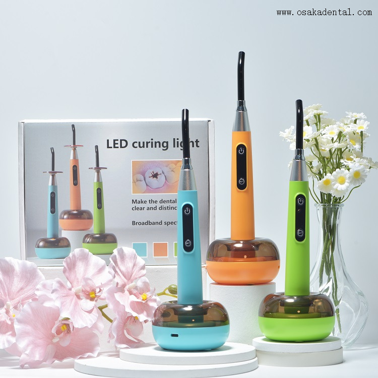 Dental LED Curing Light with Caries Detection Function