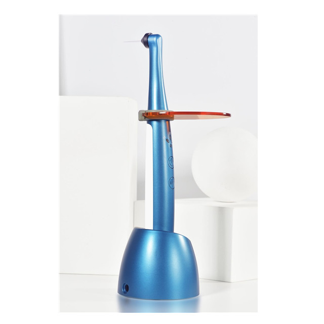 New One Second Dental Curing Light with Plastic Tips