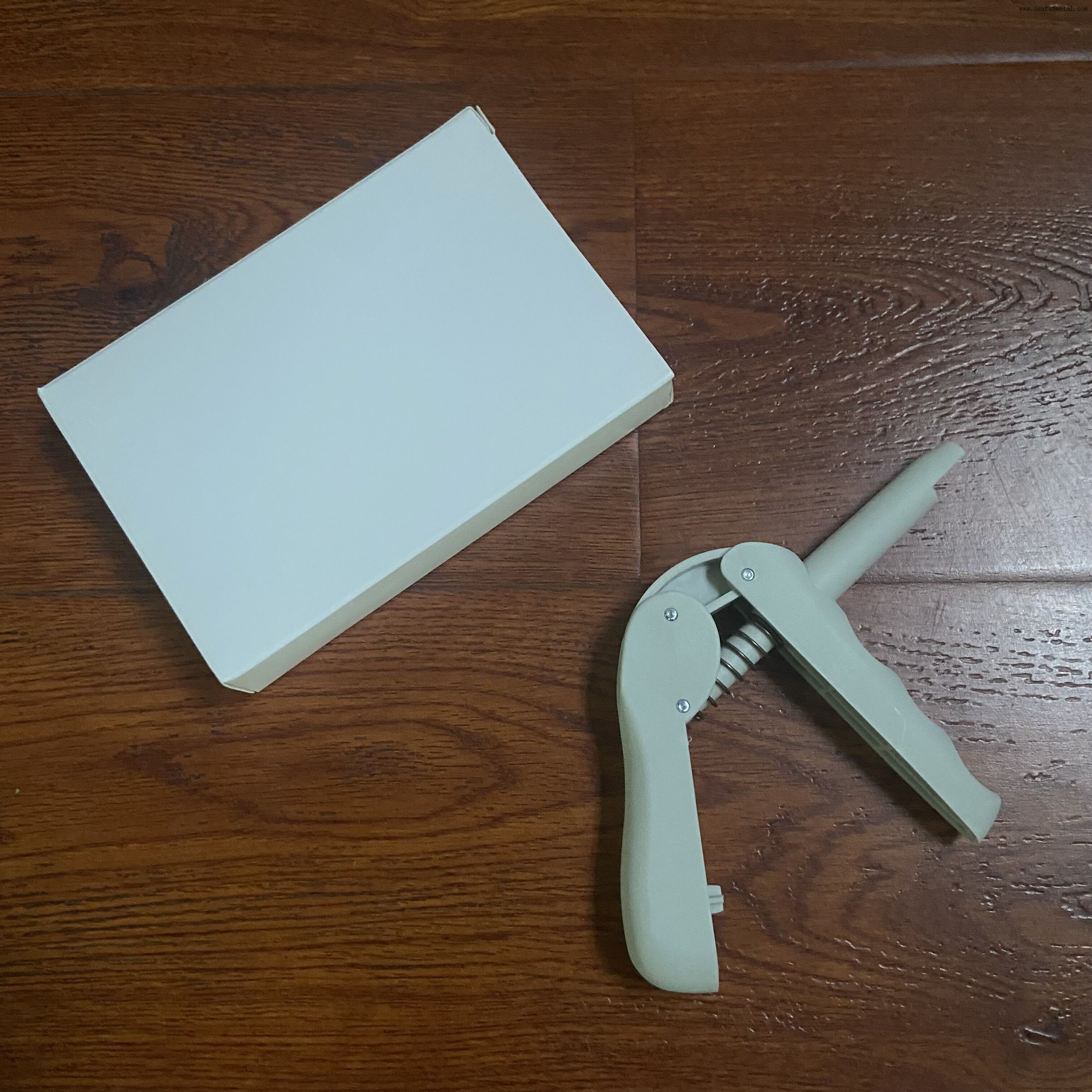 Autoclavable Dental Disposable Composite Compule Dispenser Gun 801020