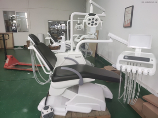 High-Quality Dental Chair with Advanced LED Light and Multi-Functional Foot Pedal