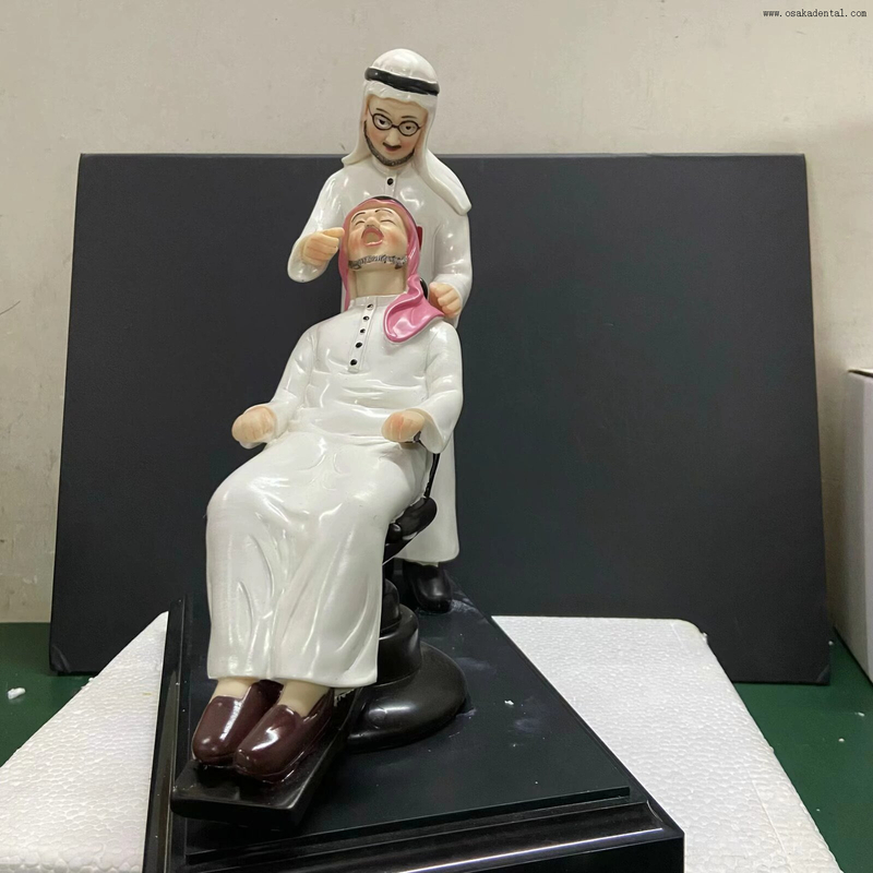 Professional Dental Resin Doctor Figurine for Clinic Demonstration