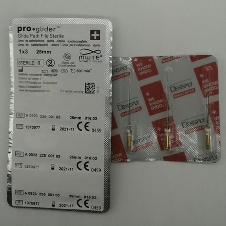 A Dental Niti Flexible Proglider Files and Pathfile