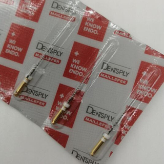 A Dental Niti Flexible Proglider Files and Pathfile