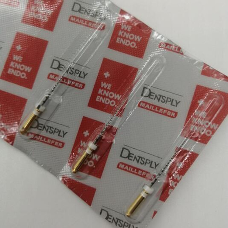A Dental Niti Flexible Proglider Files and Pathfile